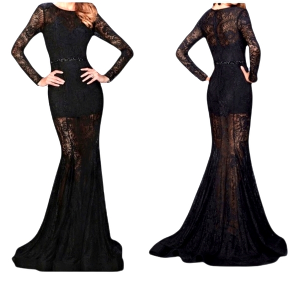 La Femme Dresses & Skirts - 🔥LA Femme Beautiful Black lace evening gown. New